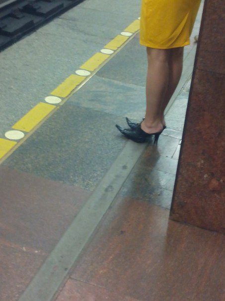 мода петербургского метро, мода метро, модники в транспорте, странные пассажиры метро 