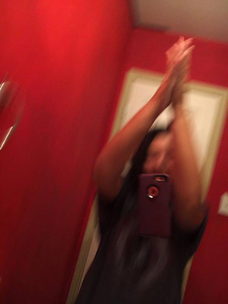 Хлопни в ладоши во время селфи, selfie  self-fiving