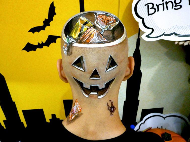 галлюциногенный бодиарт, бодиарт иллюзии, Хикару Чо, Hikaru Cho, оптические иллюзии бодиарт