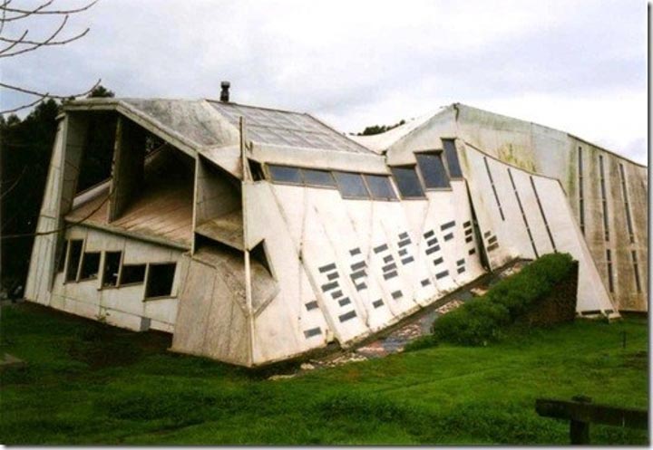 экстремальные дома, дома не для слабонервных, дома построенные в необычных местах