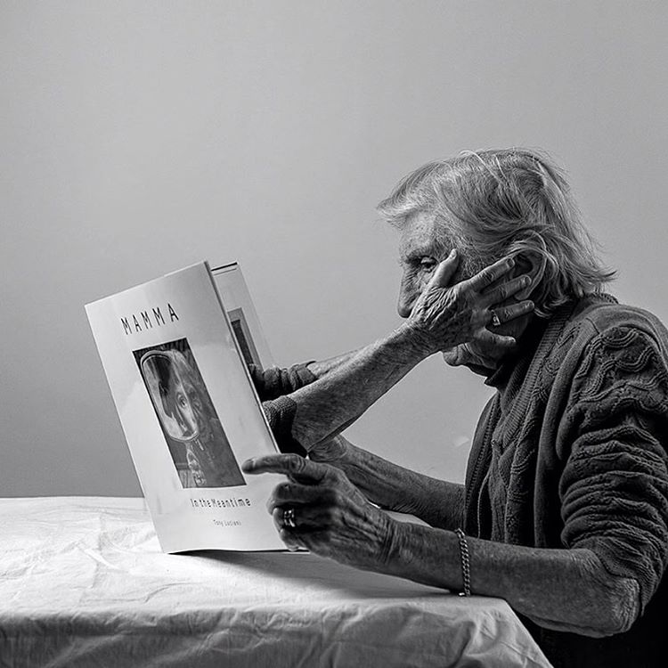 Сын включает 91-летнюю маму в свои фотографии, Тони Лусиани, Tony Luciani