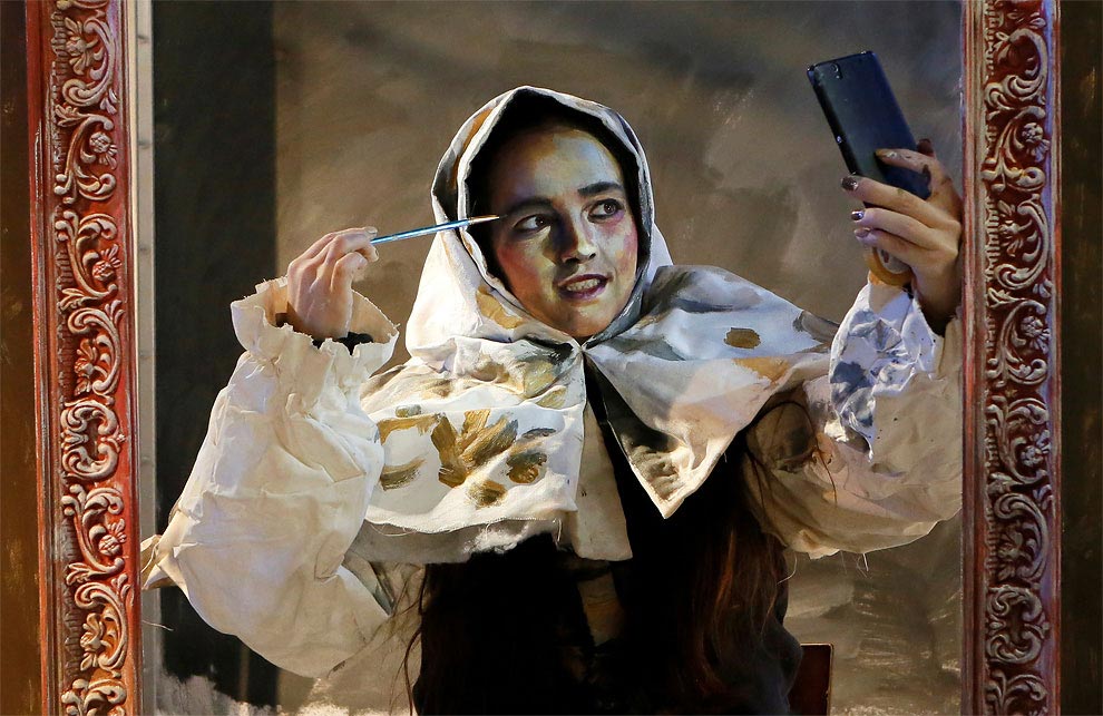 Мария Гасанова открытие Культурной универсиады 2019, Мария Гасанова персонаж картины