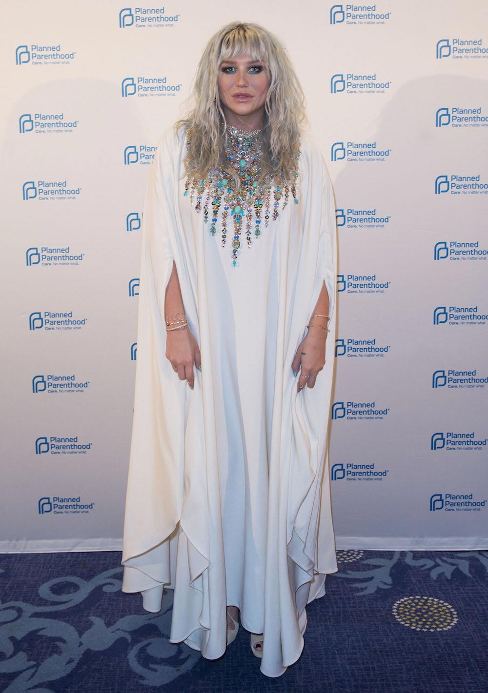 нелепые наряды звёзд, безвкусные наряды знаменитостей