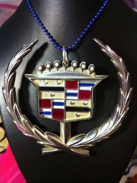 украсть фигурку с капота Rolls Royce, система защиты фигурки на капоте Rolls Royce