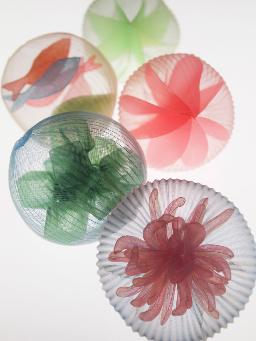 украшения из полупрозрачной ткани от японского мастера, морские украшения, Марико Кусумото, Mariko Kusumoto