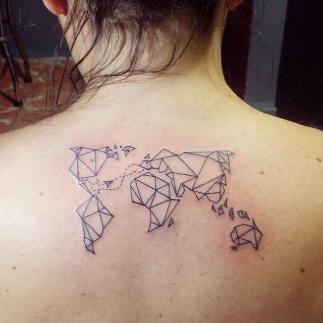 татуировки для любителей путешествий, татуировки кто любит путешествовать, путешествия татуировки