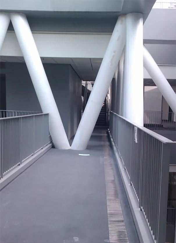 творения Криворуких архитекторов, архитектурные провалы