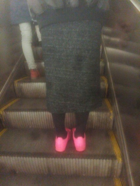 мода петербургского метро, мода метро, модники в транспорте, странные пассажиры метро 