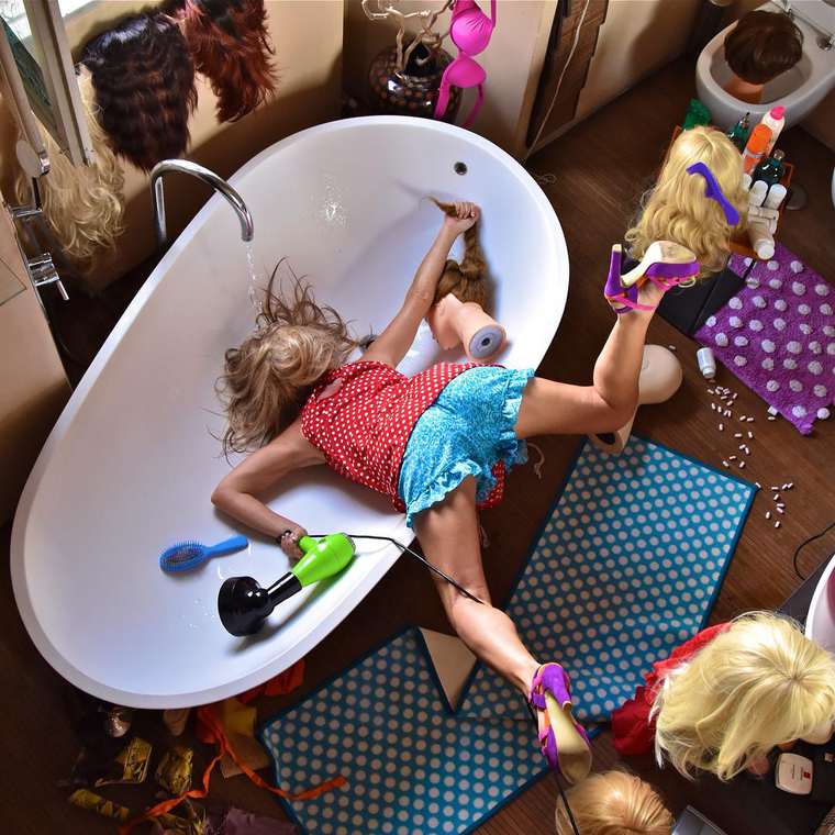 попой кверху, упавшие люди, люди упали, IN EXTREMIS, Сандро Джордано, Sandro Giordano