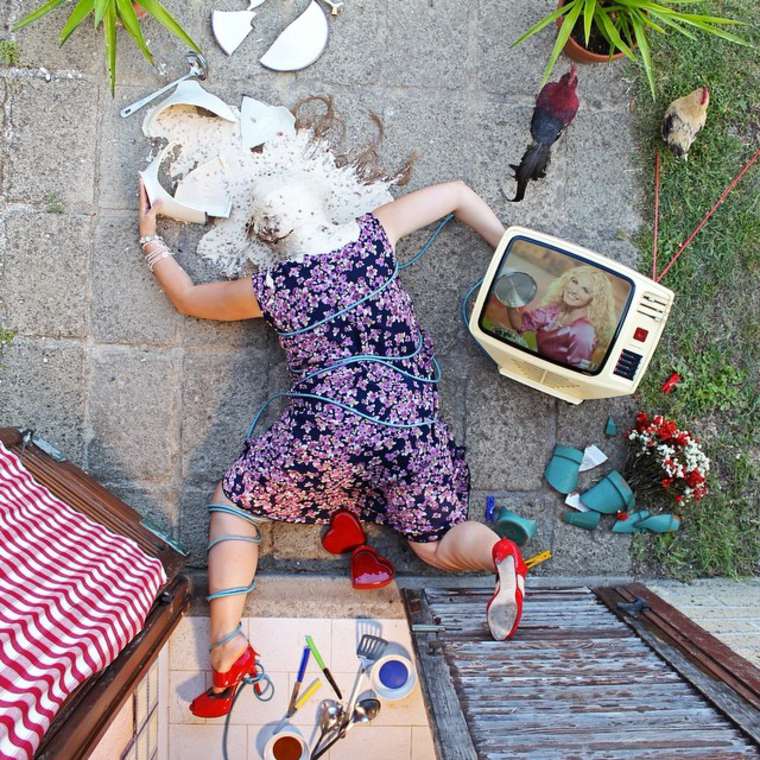 попой кверху, упавшие люди, люди упали, IN EXTREMIS, Сандро Джордано, Sandro Giordano