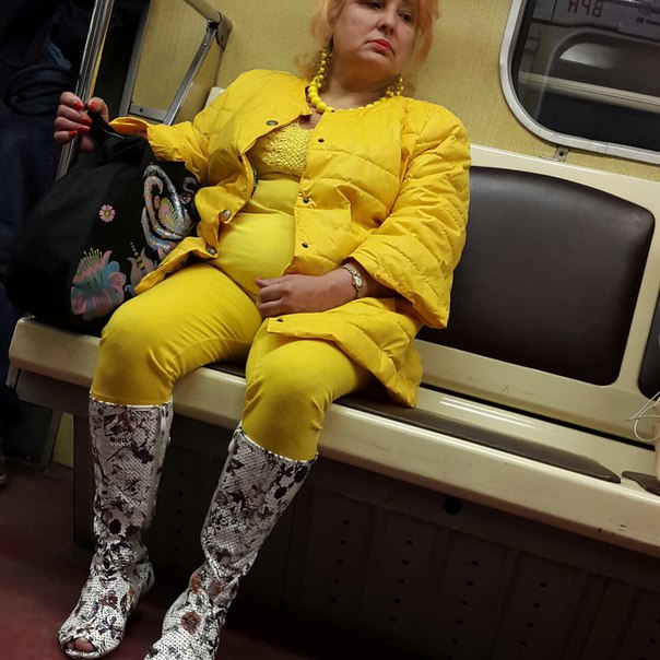 мода петербургского метро, мода метро, модники в транспорте, странные пассажиры метро 