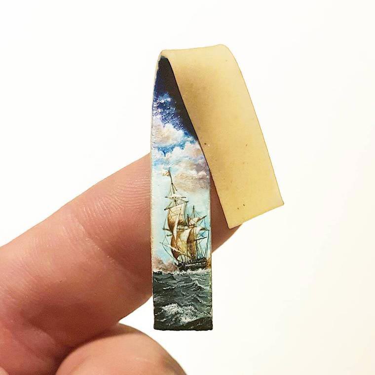 Фантастические микрокартины, нарисованные на маленьких и совсем крошечных предметах микрокартины, микроарт, Хасан Кале ,Hasan Kale, картины на крошечных предметах