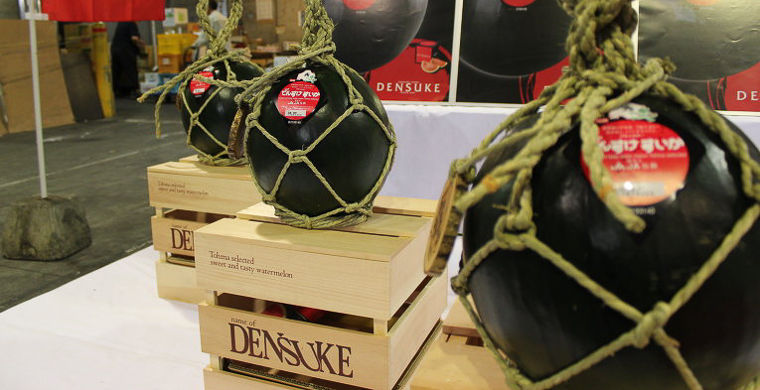 что не принято дарить в разных странах, нельзя дарить