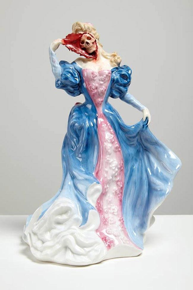  Джессика Харрисон,Jessica Harrison, кровавые фарфоровые фигурки, татуированные фарфоровые фигурки