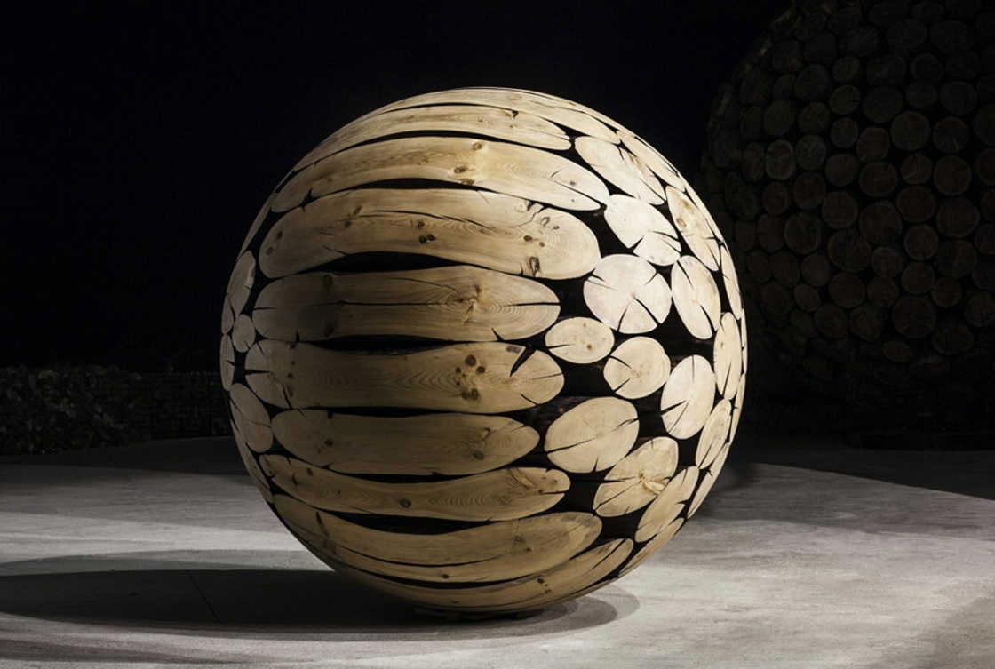 Ли Чжэ-Хайо, Lee Jae-Hyo, скульптуры их брёвен, удовлетворяющие деревянные скульптуры