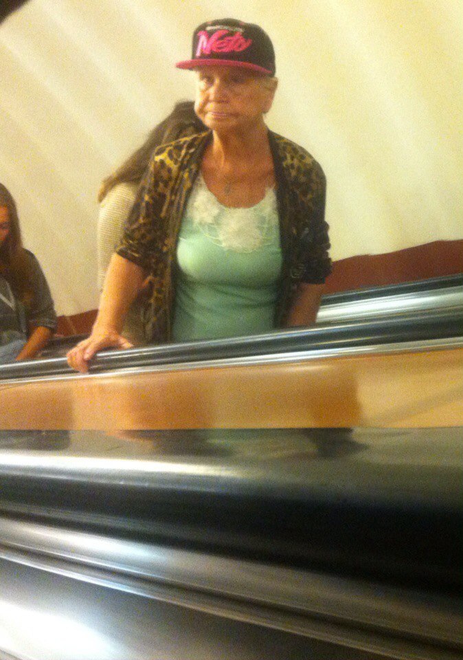 мода петербургского метро, мода метро, модники в транспорте, странные пассажиры метро 