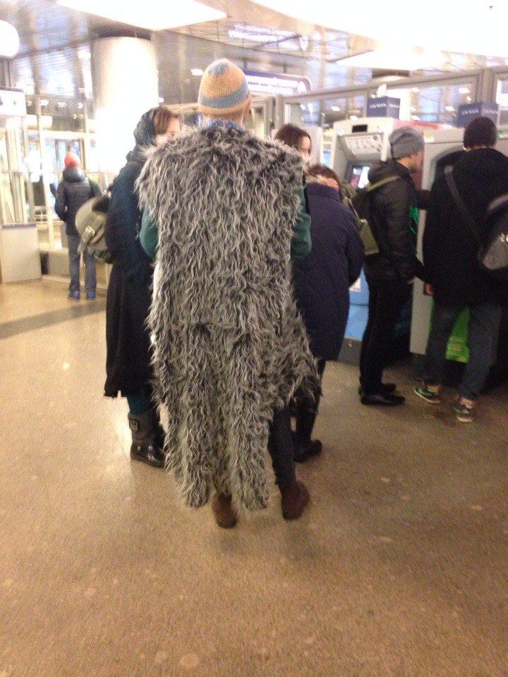 мода петербургского метро, мода метро, модники в транспорте, странные пассажиры метро 