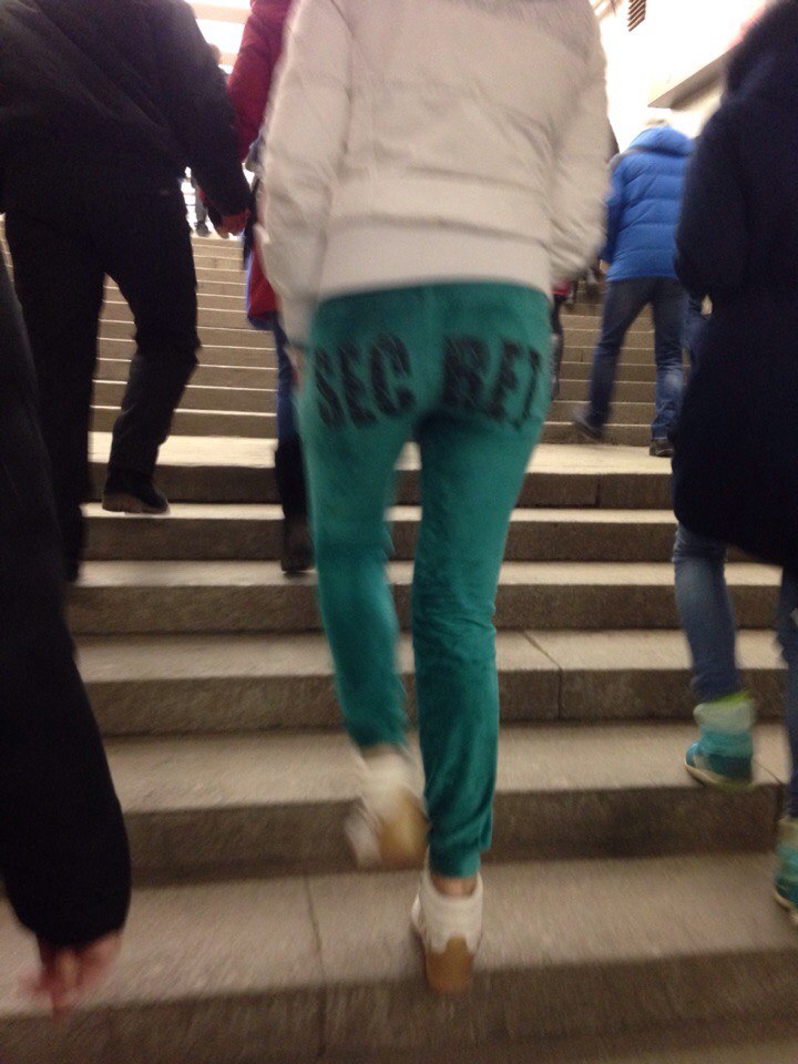 мода петербургского метро, мода метро, модники в транспорте, странные пассажиры метро 