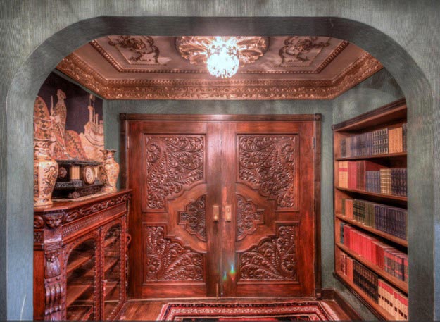 необычный интерьер домов, обычные дома снаружи, обычные дома необычный интерьер