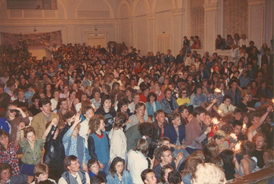 Джоанна Стингрей,  неизвестные фотографии российских рок-звёзд