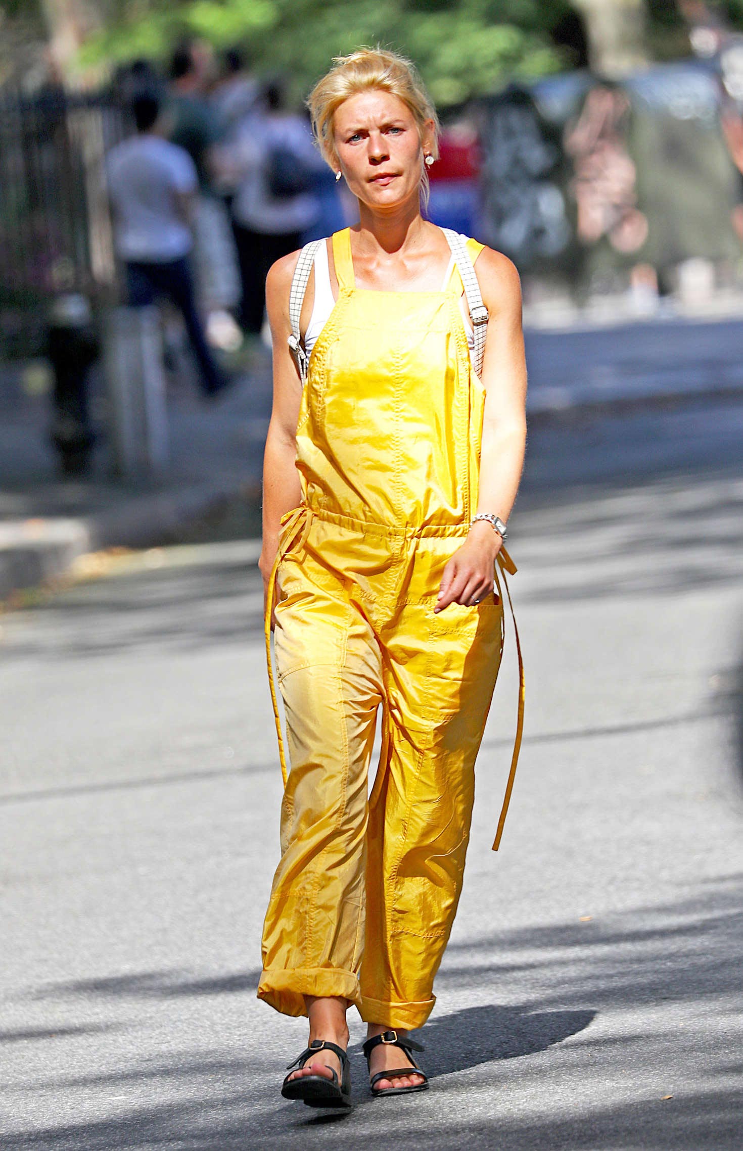 нелепые наряды звёзд, самые безвкусные наряды знаменитостей