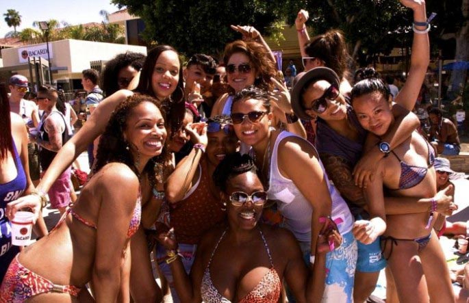 The Dinah, музыкальный фестиваль The Dinah, Club Skirts Dinah Shore Weekend, музыкальный фестиваль для лесбиянок