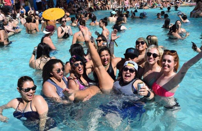 The Dinah, музыкальный фестиваль The Dinah, Club Skirts Dinah Shore Weekend, музыкальный фестиваль для лесбиянок