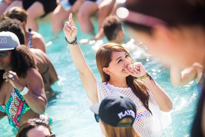 The Dinah, музыкальный фестиваль The Dinah, Club Skirts Dinah Shore Weekend, музыкальный фестиваль для лесбиянок