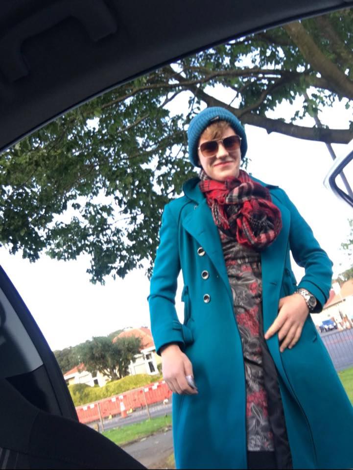 парень оделся как мама чтобы купить выпивку