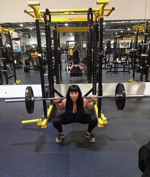 Девушка решила бороться с анорексией при помощи тяжёлой атлетики и её результат вас удивит победила анорексию, Софи Гажник, Sophie Gajnik, до и после анорексии, поборола анорексию тяжёлая атлетика