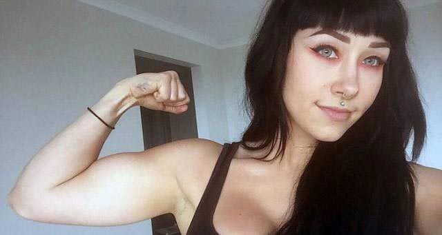 Девушка решила бороться с анорексией при помощи тяжёлой атлетики и её результат вас удивит победила анорексию, Софи Гажник, Sophie Gajnik, до и после анорексии, поборола анорексию тяжёлая атлетика