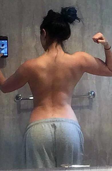 Девушка решила бороться с анорексией при помощи тяжёлой атлетики и её результат вас удивит победила анорексию, Софи Гажник, Sophie Gajnik, до и после анорексии, поборола анорексию тяжёлая атлетика