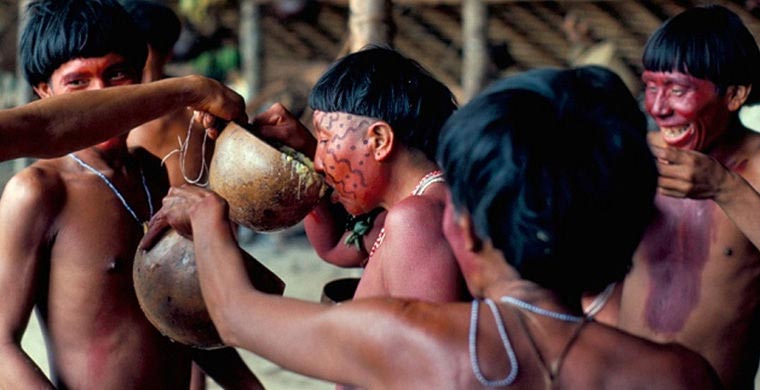 7 самых странных и пугающих похоронных обрядов мира странные похоронные обряды, пугающие похоронные традиции