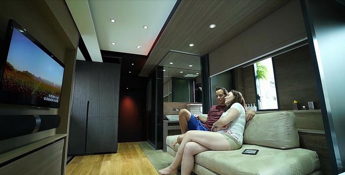 Фантастический дизайн крошечной квартиры, в которую удалось поместить кухню, ванну, кинотеатр и тренажёрный зал квартира трансформер, LAAB, Small Home Smart Home, дизайн квартиры трансформер