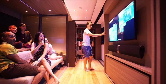 Фантастический дизайн крошечной квартиры, в которую удалось поместить кухню, ванну, кинотеатр и тренажёрный зал квартира трансформер, LAAB, Small Home Smart Home, дизайн квартиры трансформер