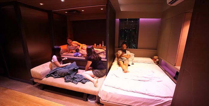 Фантастический дизайн крошечной квартиры, в которую удалось поместить кухню, ванну, кинотеатр и тренажёрный зал квартира трансформер, LAAB, Small Home Smart Home, дизайн квартиры трансформер