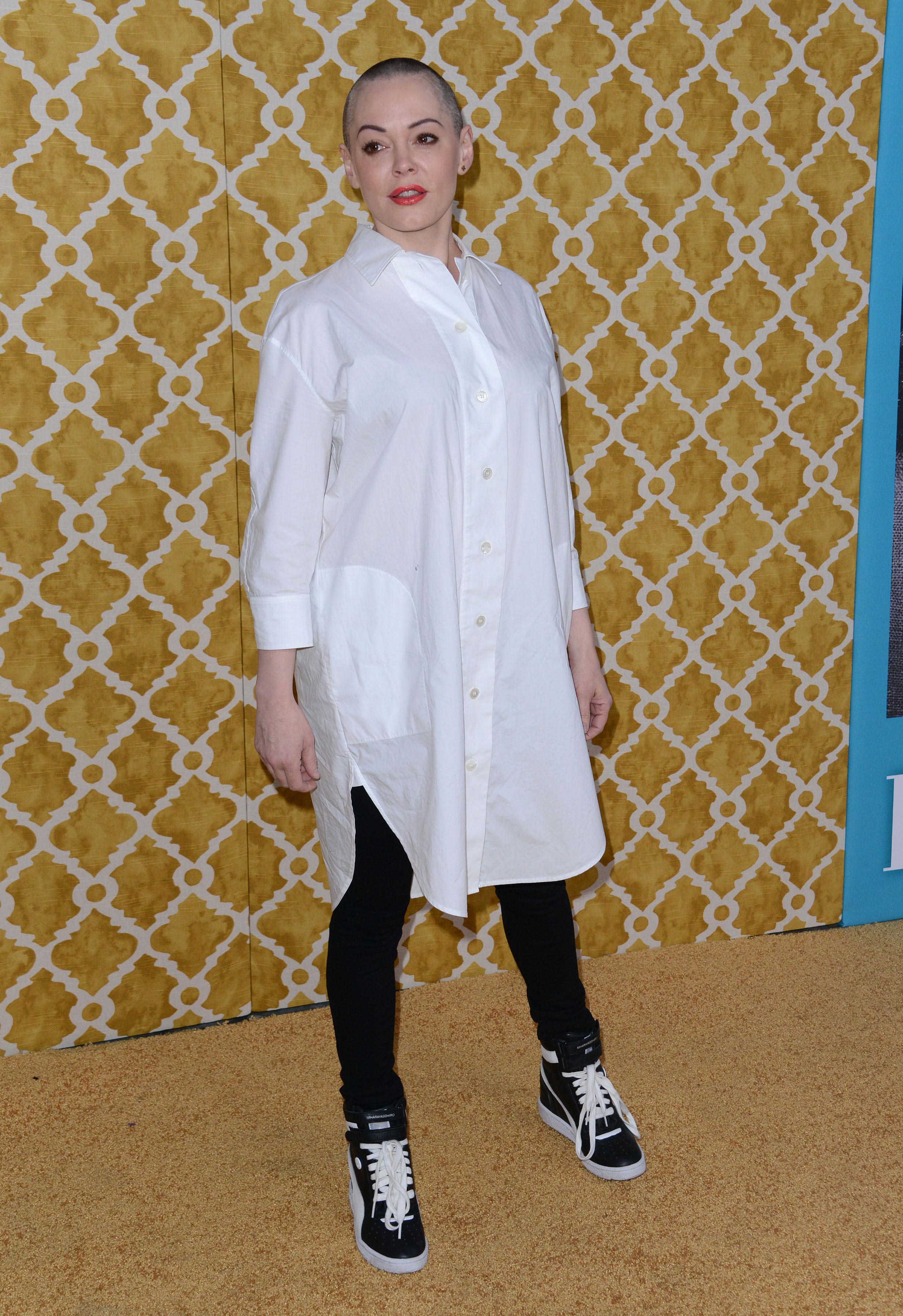 нелепые наряды звёзд, безвкусные наряды знаменитостей