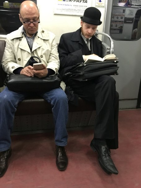 мода петербургского метро, мода метро, модники в транспорте, странные пассажиры метро 