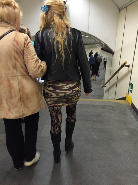 мода петербургского метро, мода метро, модники в транспорте, странные пассажиры метро 