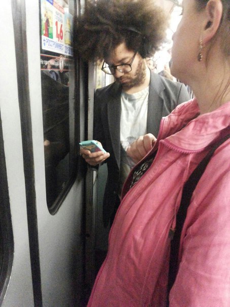 мода петербургского метро, мода метро, модники в транспорте, странные пассажиры метро 