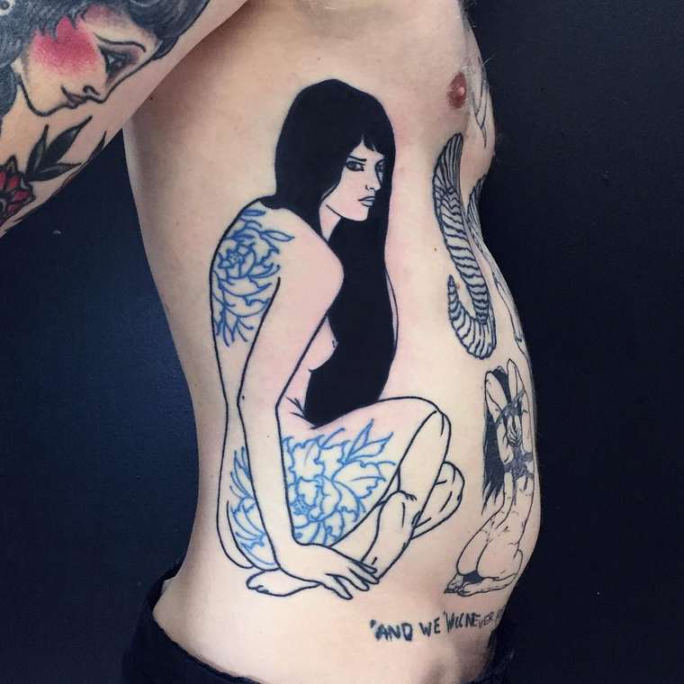 Эpoтичecкие линии: соблазнительные чёрно-белые татуировки с сексуальным подтекстом Silly Jane, соблазнительные татуировки