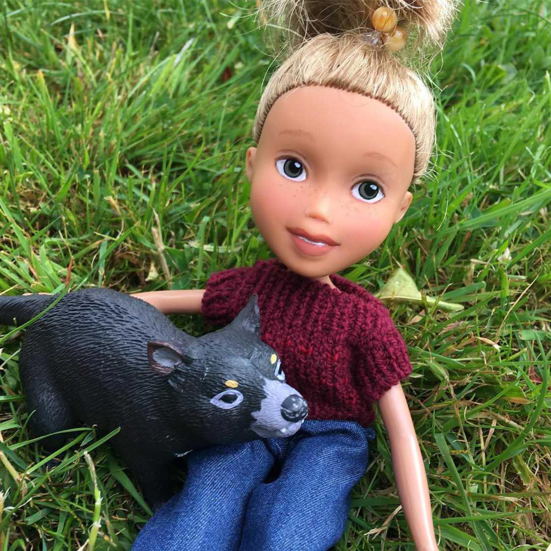 Tree Change Dolls, Соня Сингх, Sonia Singh, стирает макияж куклам Bratz