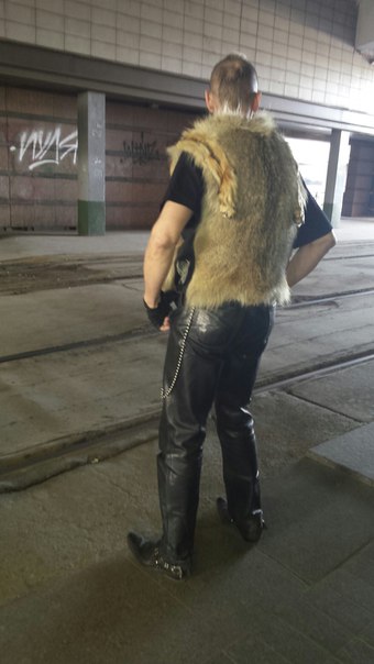 мода петербургского метро, мода метро, модники в транспорте, странные пассажиры метро 