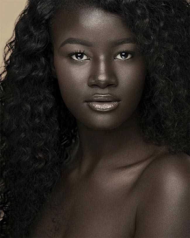  Кхудия Диоп, Khoudia Diop, Богиня меланина, Melaniin goddess, африканская модель с угольным цветом кожи
