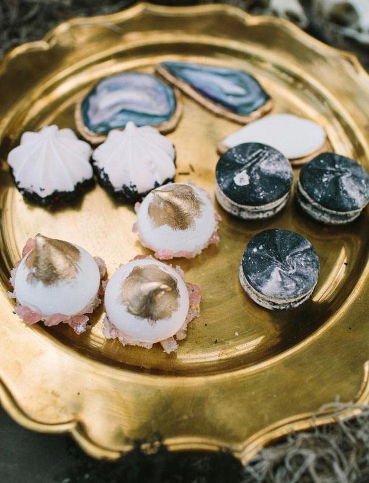 мрачные торты, пугающие торты, жуткие торты, торты удовлетворят ведьму