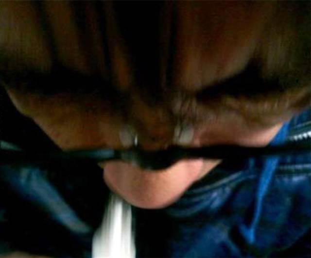 удаления волос в носу при помощи воска