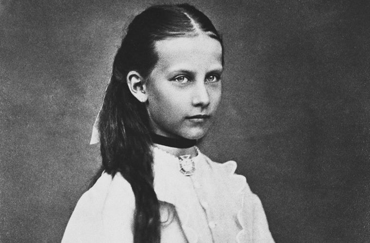 Скандальные особы голубых кровей, чьи безумные поступки оставили след в истории Скандальные особы голубых кровей, безумные принцессы, скандальные королевы