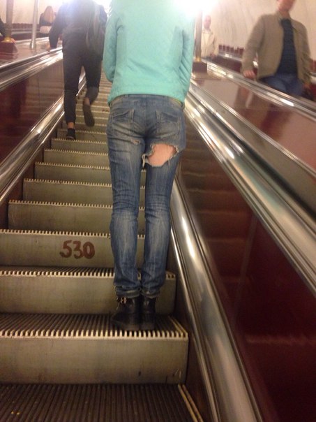 мода петербургского метро, мода метро, модники в транспорте, странные пассажиры метро 