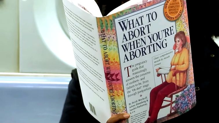 фейковые обложки книг в метро, смешные обложки книг в метро, прикол книжные обложки в метро, Скотт Роговски, Scott Rogowsky