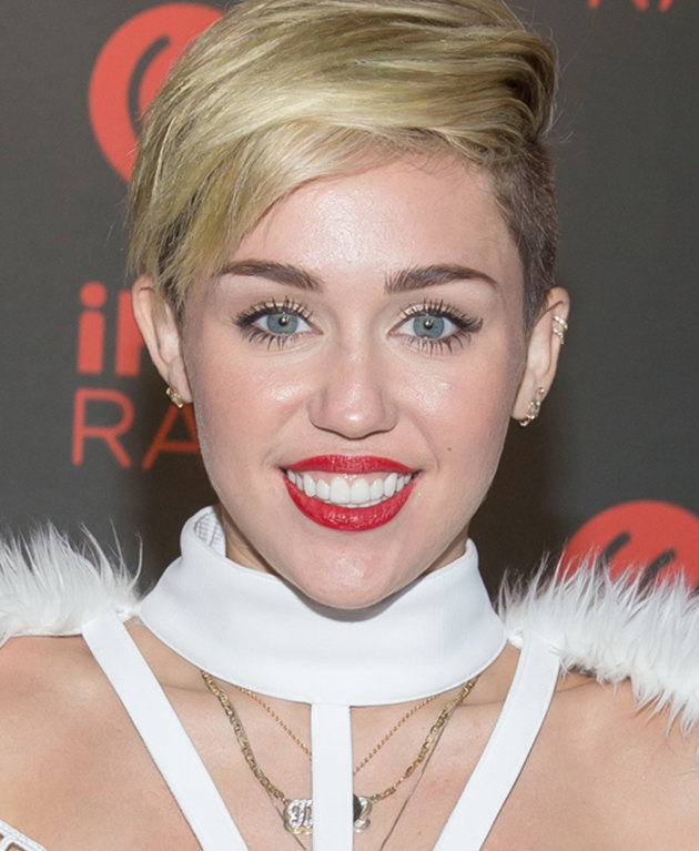 симметричные лица звёзд, если бы лица звёзд были симметричными